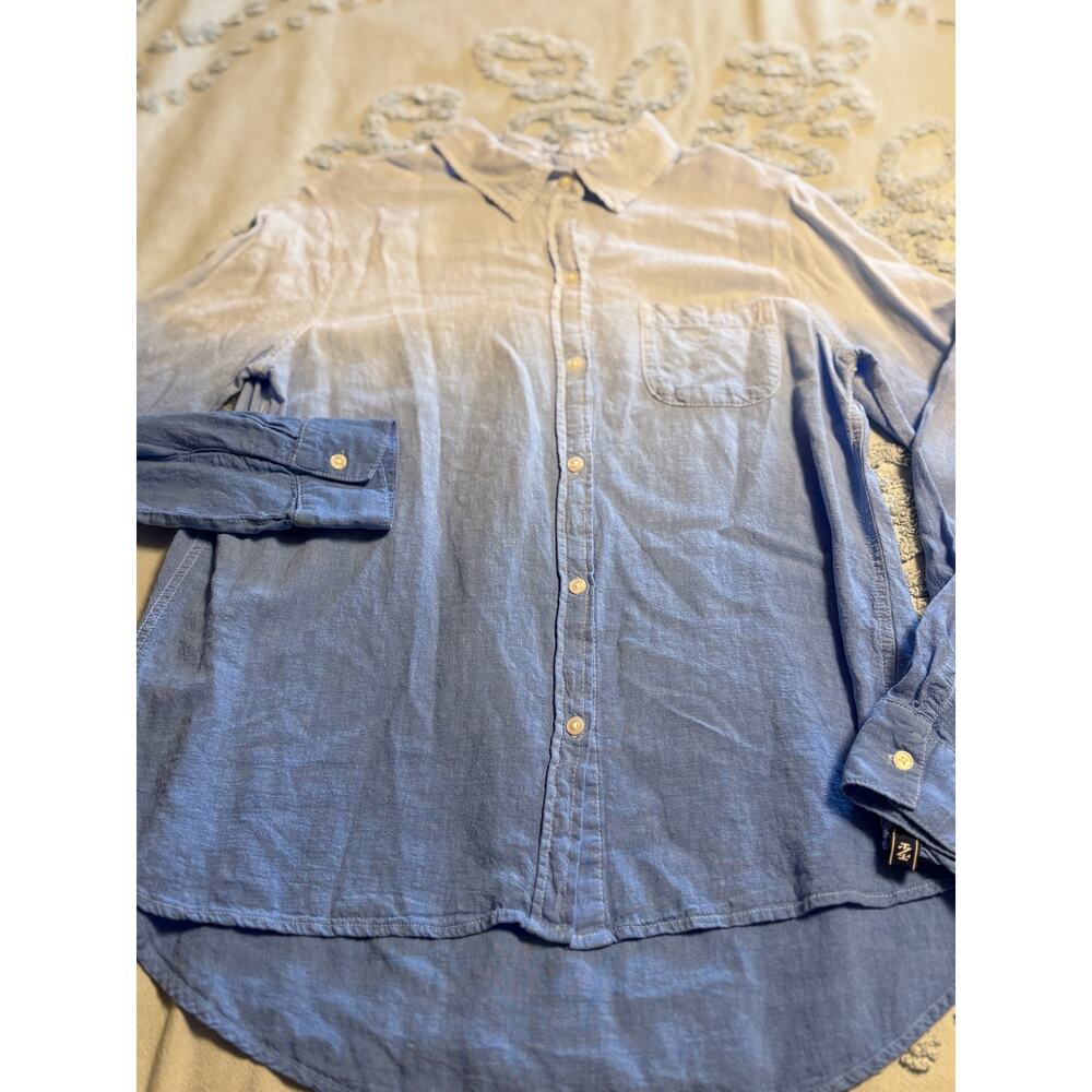 IZOD Women!s Blue Ombré Shirt S/P